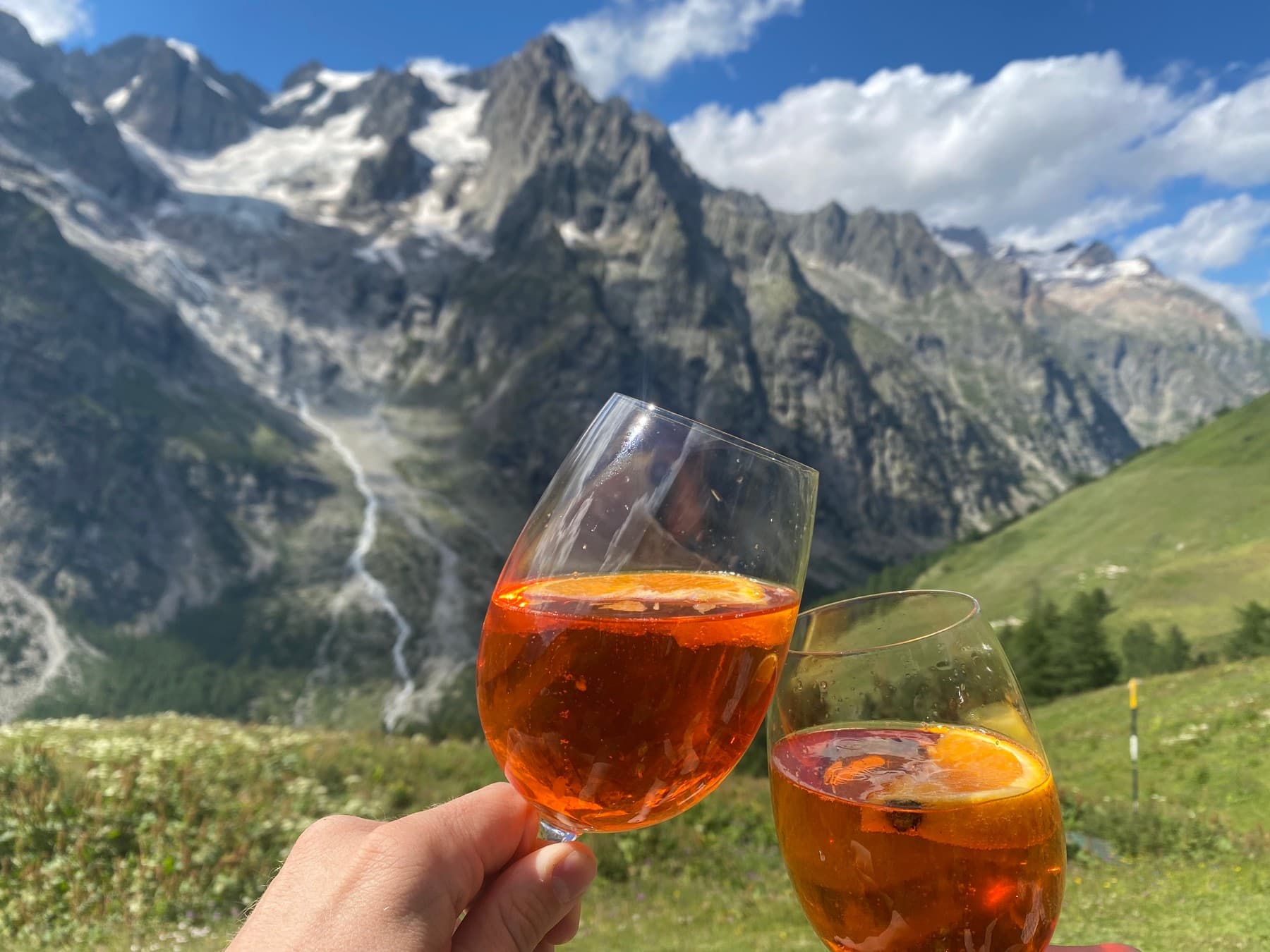 Aperol Spritz and good company at Refugio Bonatti